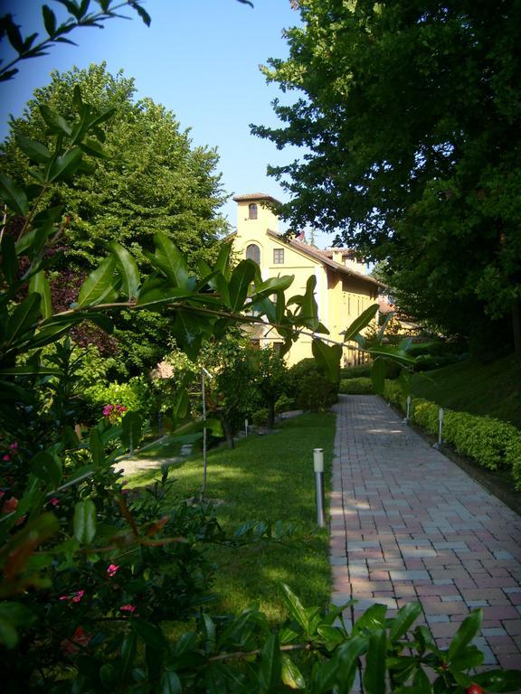 Casa Dei Frati Hotel Asti Buitenkant foto